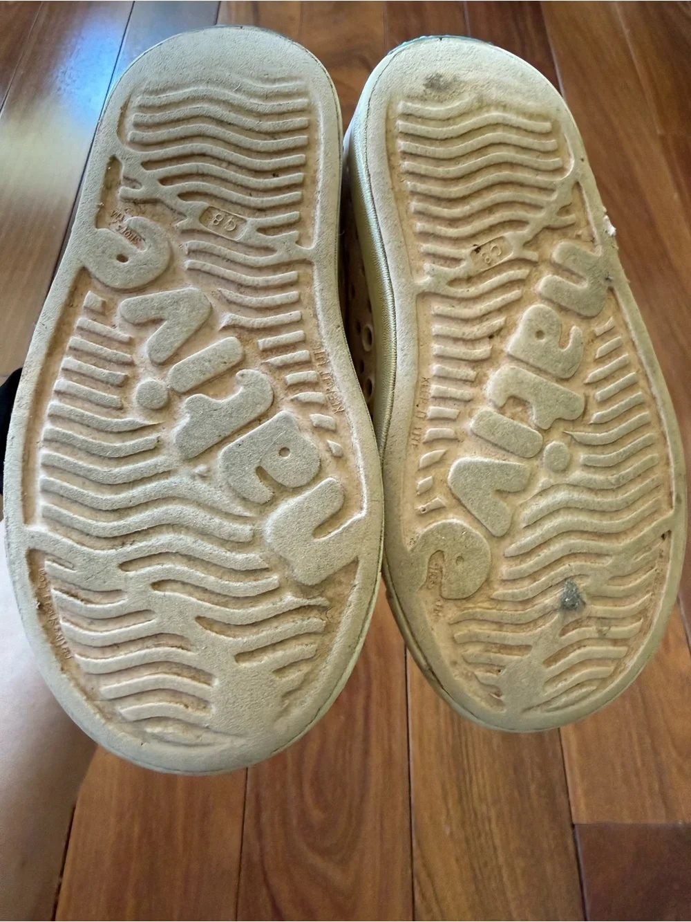 Native Kids Size C8 Shoe in Light Pink